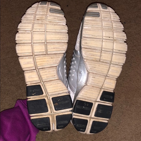 Nike 5.0 tennis shoes - Picture 3 of 4